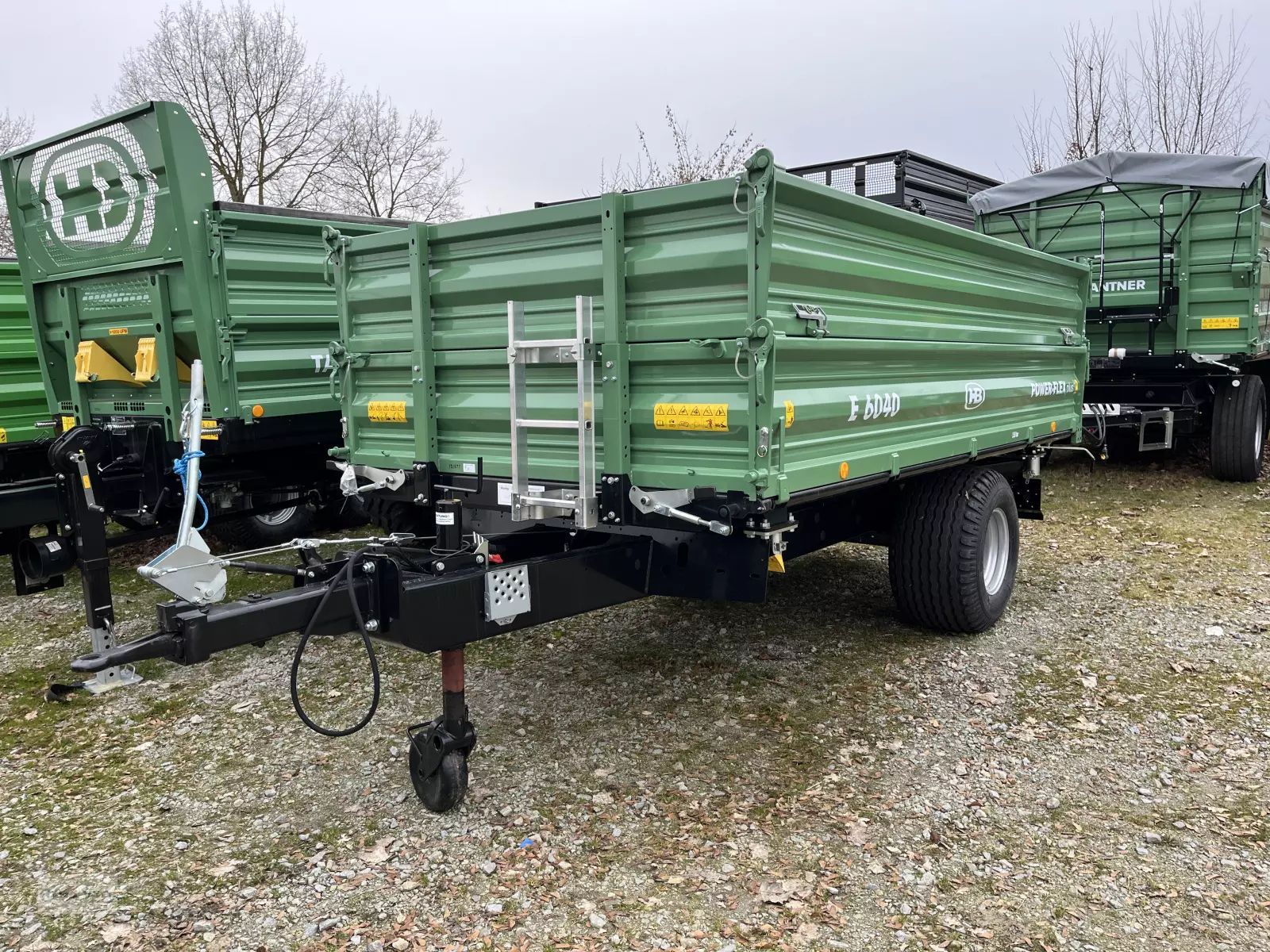 E-FARM: BRANTNER e6040 - Kipper - id ZU9MIYZ - 10.168 € - Baujahr: 2023 - Deutschland