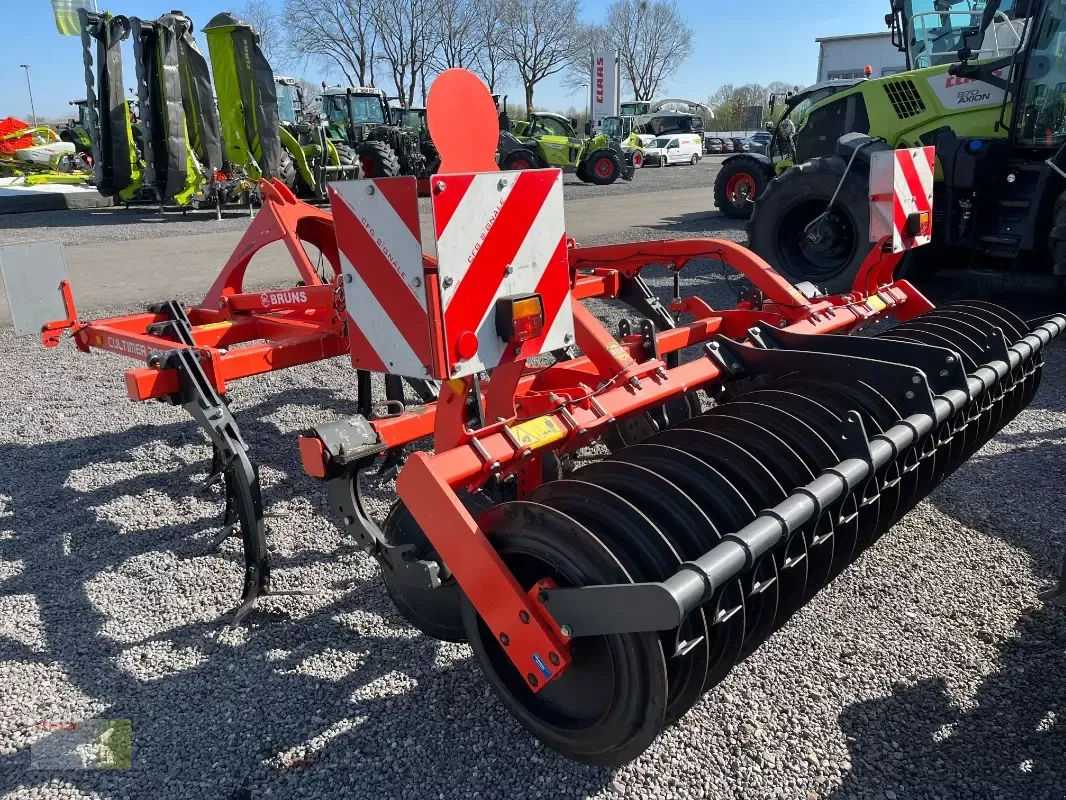 E-FARM: Kuhn Cultimer 300 - Cultivator - id TRC7HJI - 12.185 EUR - Anul: 2019 - Germania