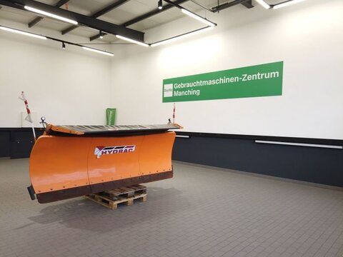E-FARM: HYDRAC u - iii - 320 c - Municipal equipment - id T9D7B3S - €15,500 - Germany
