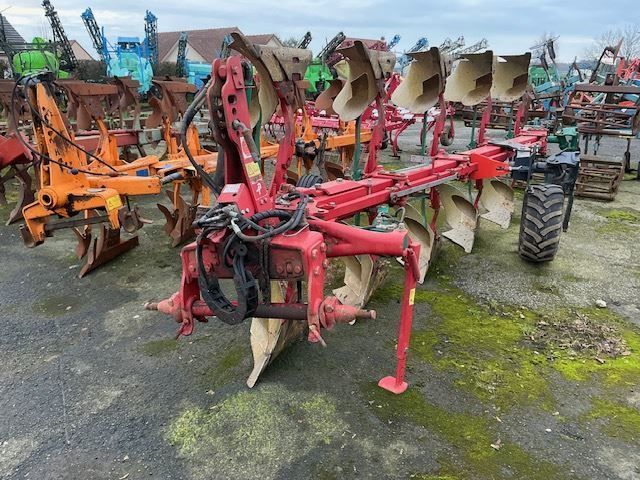Kverneland charrue Pług 8500 €