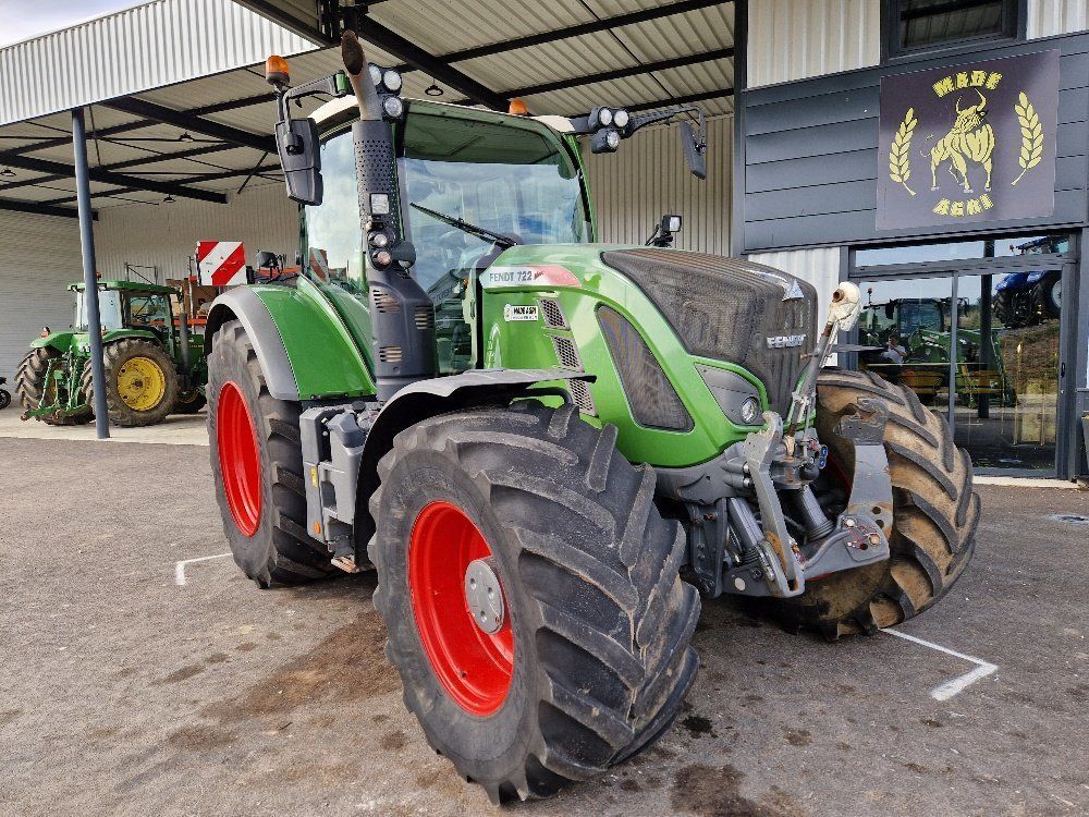E-FARM: Fendt 722 Vario - Traktor - id 6NFTL2H - 107.000 € - Baujahr: 2019 - Abgelesene Motorstunden: 3.400,Motorleistung (PS): 220,Frankreich