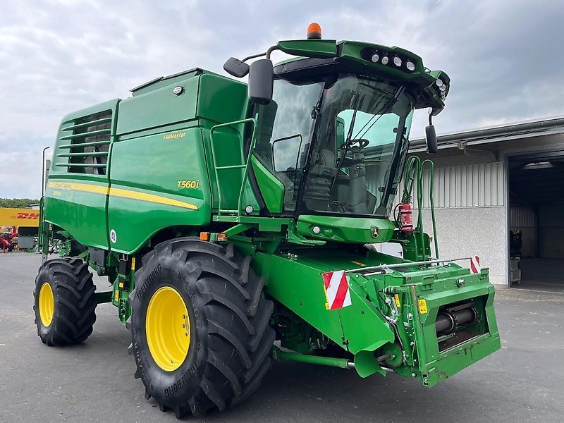 E-FARM: John Deere T 560 i HM - Κομπίνα - id FZIJ4J5 - Χρονία: 2019 - Μετρητής ωρών: 859,Ισχύς κινητήρα: 387,Γερμανία