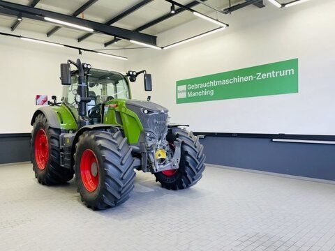 Fendt 728 Vario Profi Plus Tractor €247,815