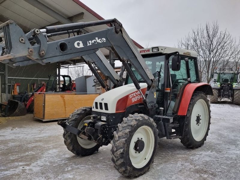 Steyr 9094 tractor €29,000