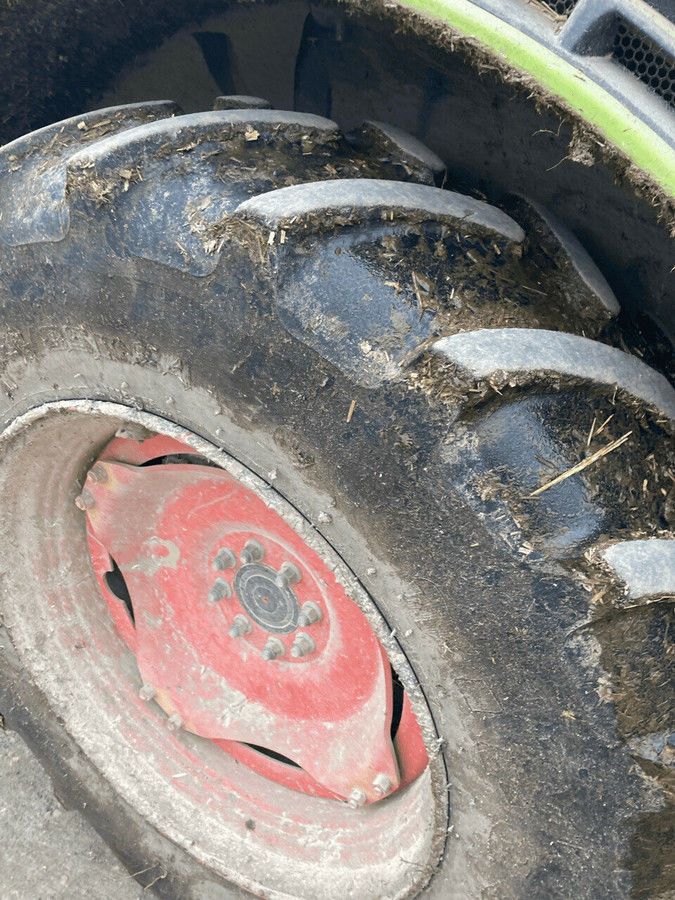 Claas Arion 410 Tractor €53,500