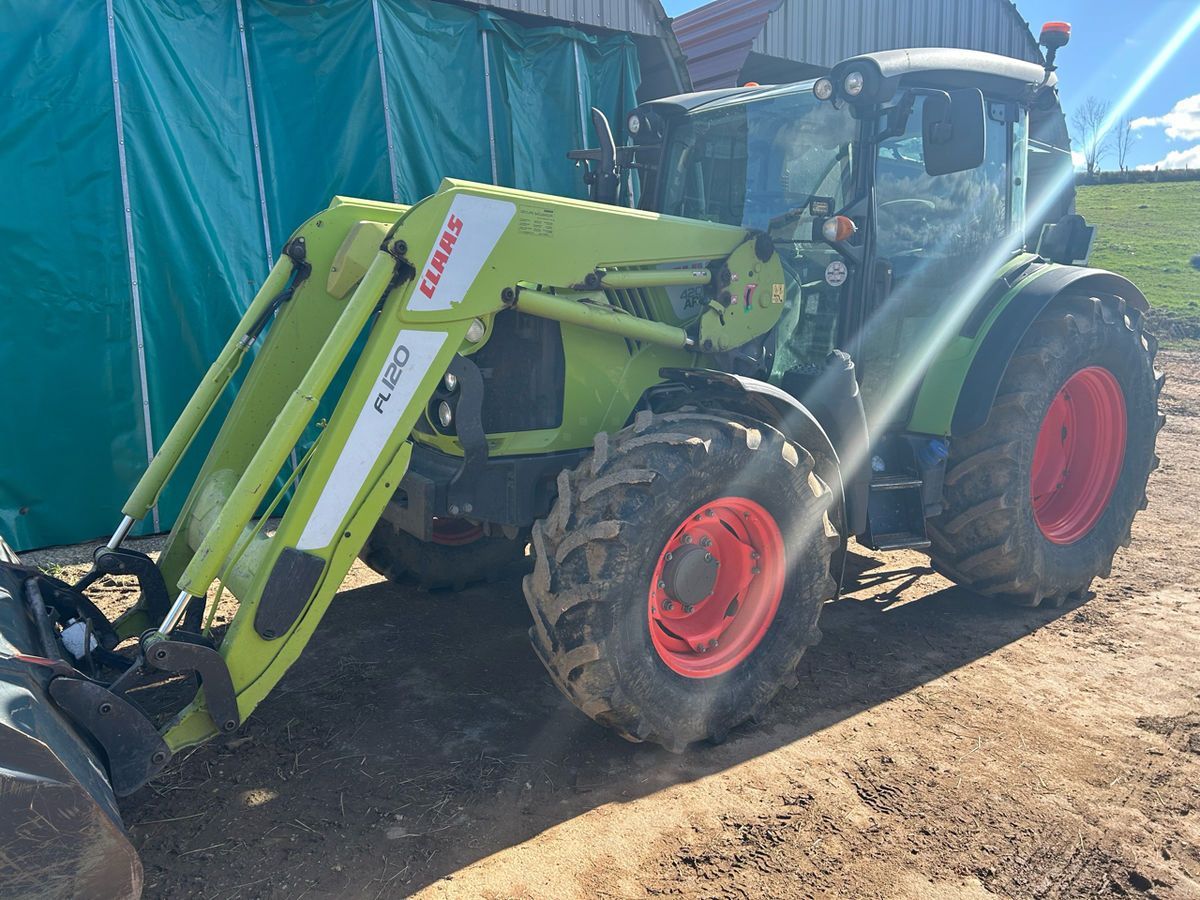 E-FARM: Claas Arion 420 - Trattore - id NGMJLZI - Anno di costruzione: 2016 - Ore: 4.390,Potenza del motore: 120,Francia