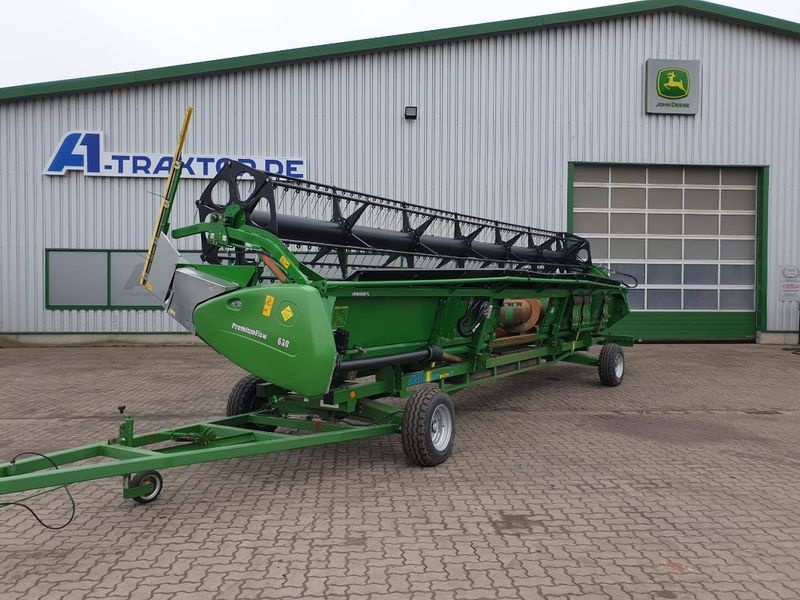 John Deere 630 header €31,000