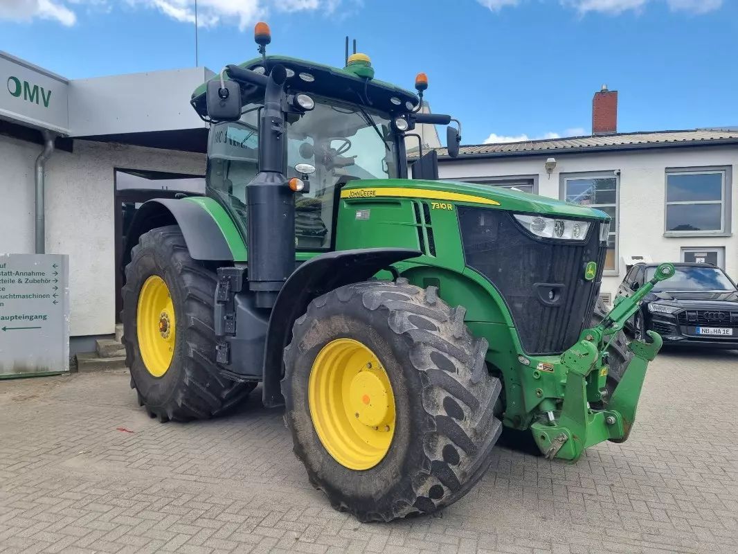 E-FARM: John Deere 7310 R - Traktor - id X9FJVDK - 106.000 € - Baujahr: 2016 - Abgelesene Motorstunden: 7.180,Motorleistung (PS): 310,Deutschland