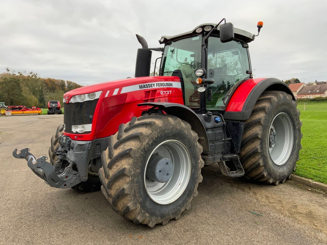 E-FARM: Massey Ferguson 8737 Dyna-VT - Tractor - id E4P2ERL - 75.000 € - Año: 2015 - Horas: 6925,Potencia del motor: 370,Francia