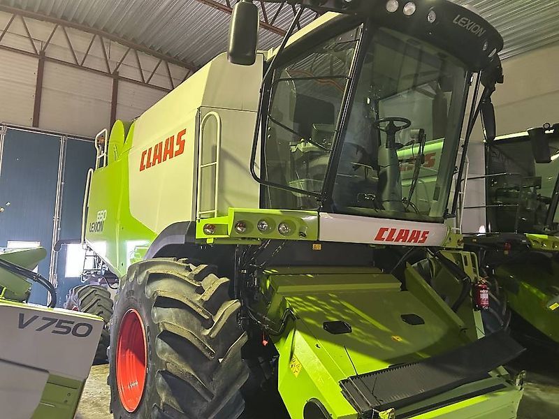 Claas Lexion 650 Combine harvester €134,269