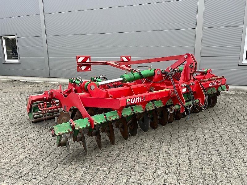 E-FARM: Unia ares txl 4.5 - Brona talerzowa i talerzówka kompaktowa - id MXPNPVF - 7500 € - Rok produkcji: 2013 - Niemcy