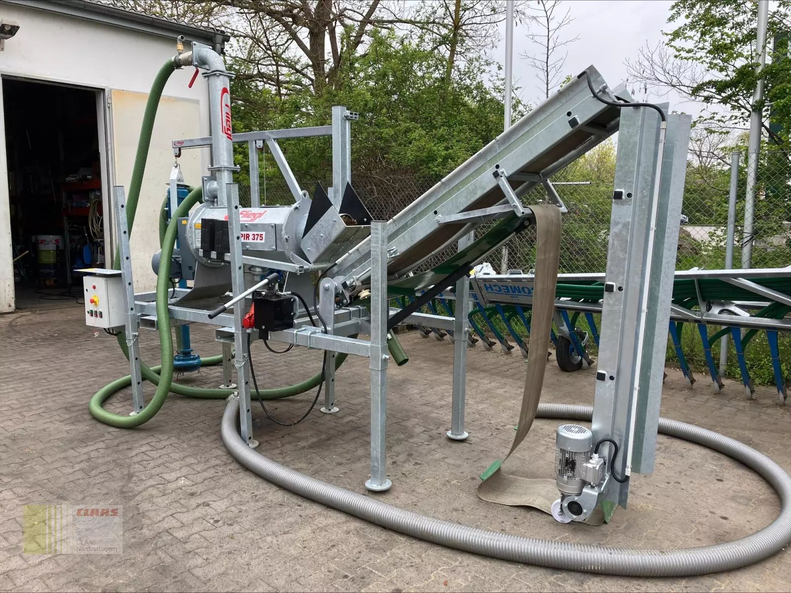 E-FARM: Fliegl tapir 375 - Logistika za gnojivo - id BFNB33R - Nemačka