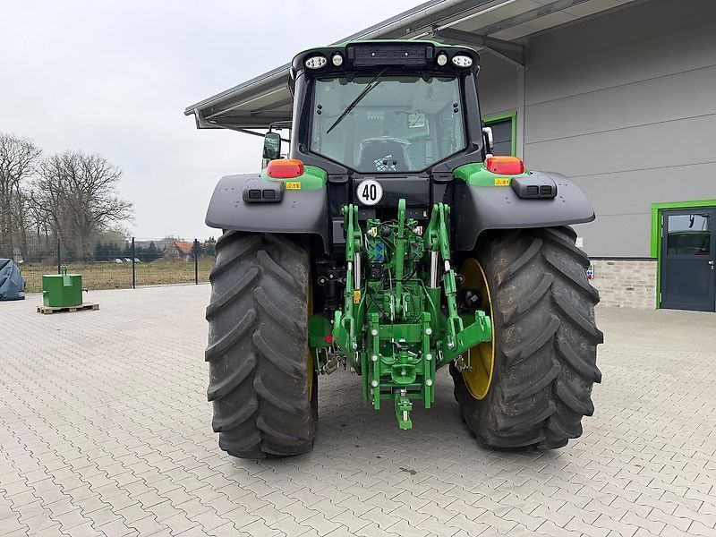 John Deere 6195 M Tractor €145,900