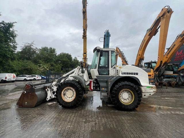 Liebherr l 524 radlader / ac / klappschaufel Ładowarka kołowa 25 900 €