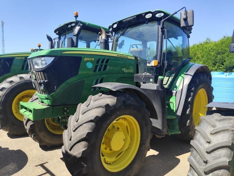E-FARM: John Deere 6140 R - Tracteur - id XHUZVBG - 45 000 € - Année: 2015 - Lecture du nombre d'heure: 8 146,Puissance du moteur (chevaux): 140,France