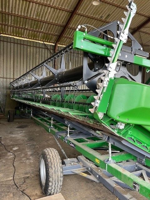 John Deere S 770 Combine harvester €299,000