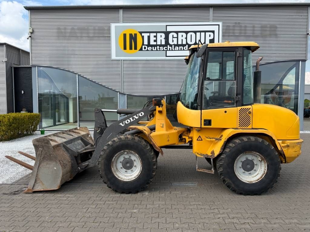 VOLVO l 30 b Ładowarka kołowa 17 900 €
