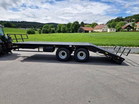 E-FARM: dinapolis 8,0m ballenwagen hydraulisch absenkbare rampen d - Anhänger - id Q2IDJQE - Baujahr: 2025 - Deutschland