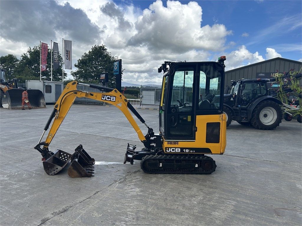 JCB 19 c-1 Mini excavator €17,066