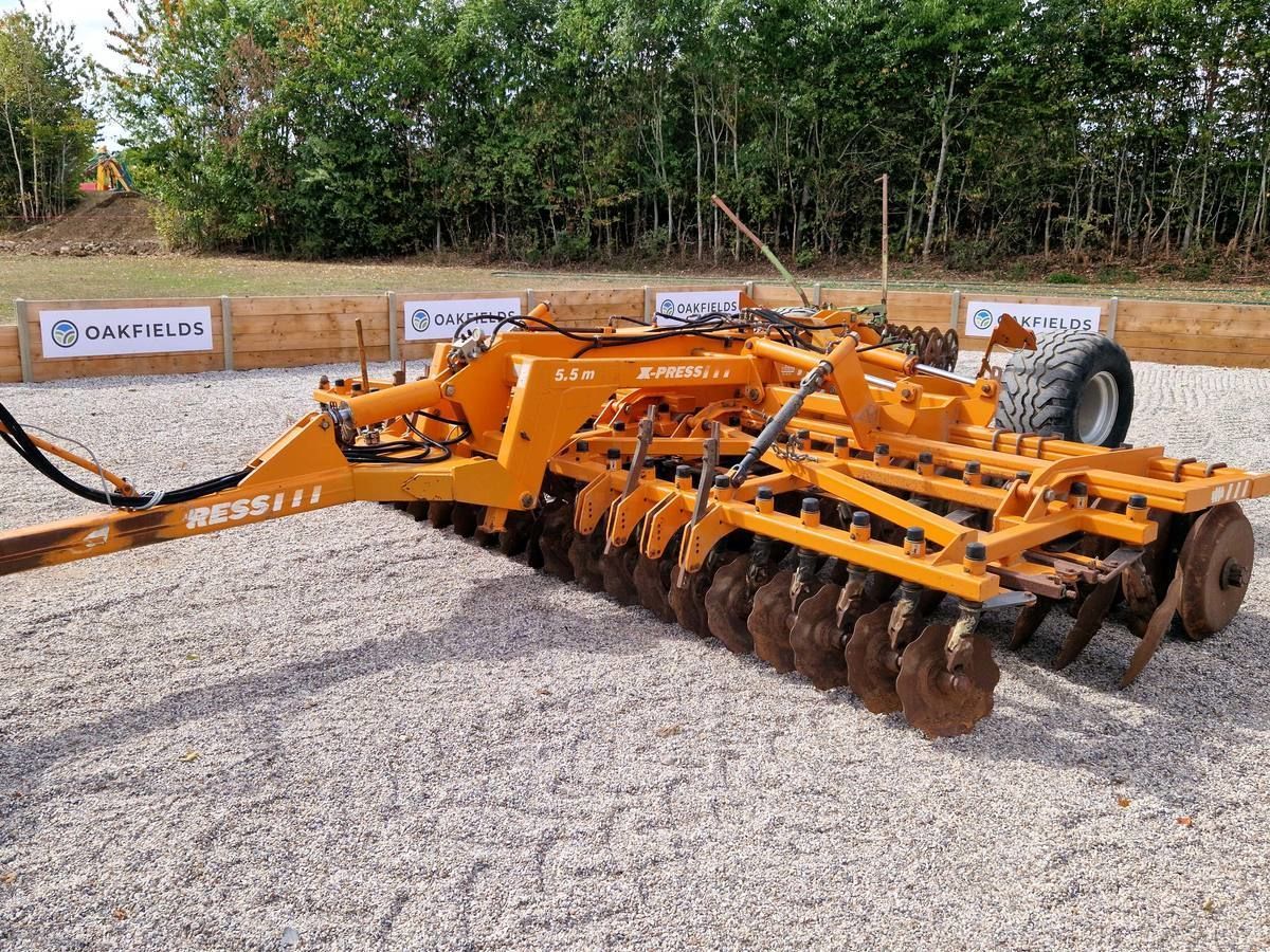 E-FARM: Simba xp/5.5m/fw - Kultywator - id XKK6GYL - 14 188 € - Rok produkcji: 2004 - Zjednoczone Królestwo