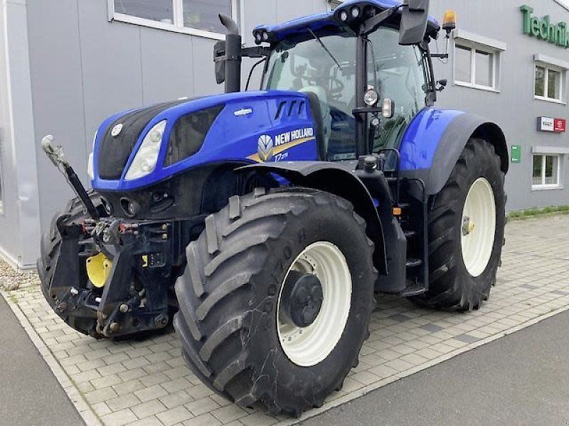 E-FARM: New Holland T7.275 - Трактор - id 8RJ6FCK - 105 000 € - Година на построяване: 2020 - Работни часове на двигателя: 3827,Мощност на двигателя (HP): 275,Германия