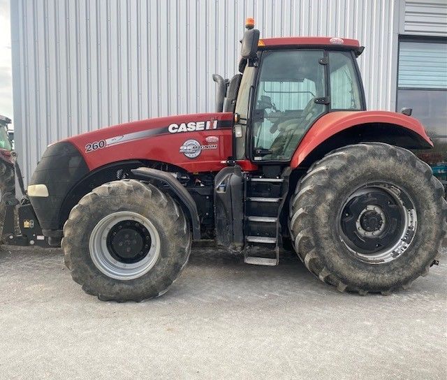 E-FARM: Case IH Magnum 260 - Tractor - id H8AANL4 - 67.000 € - Año: 2013 - Horas: 3701,Potencia del motor: 260,Francia