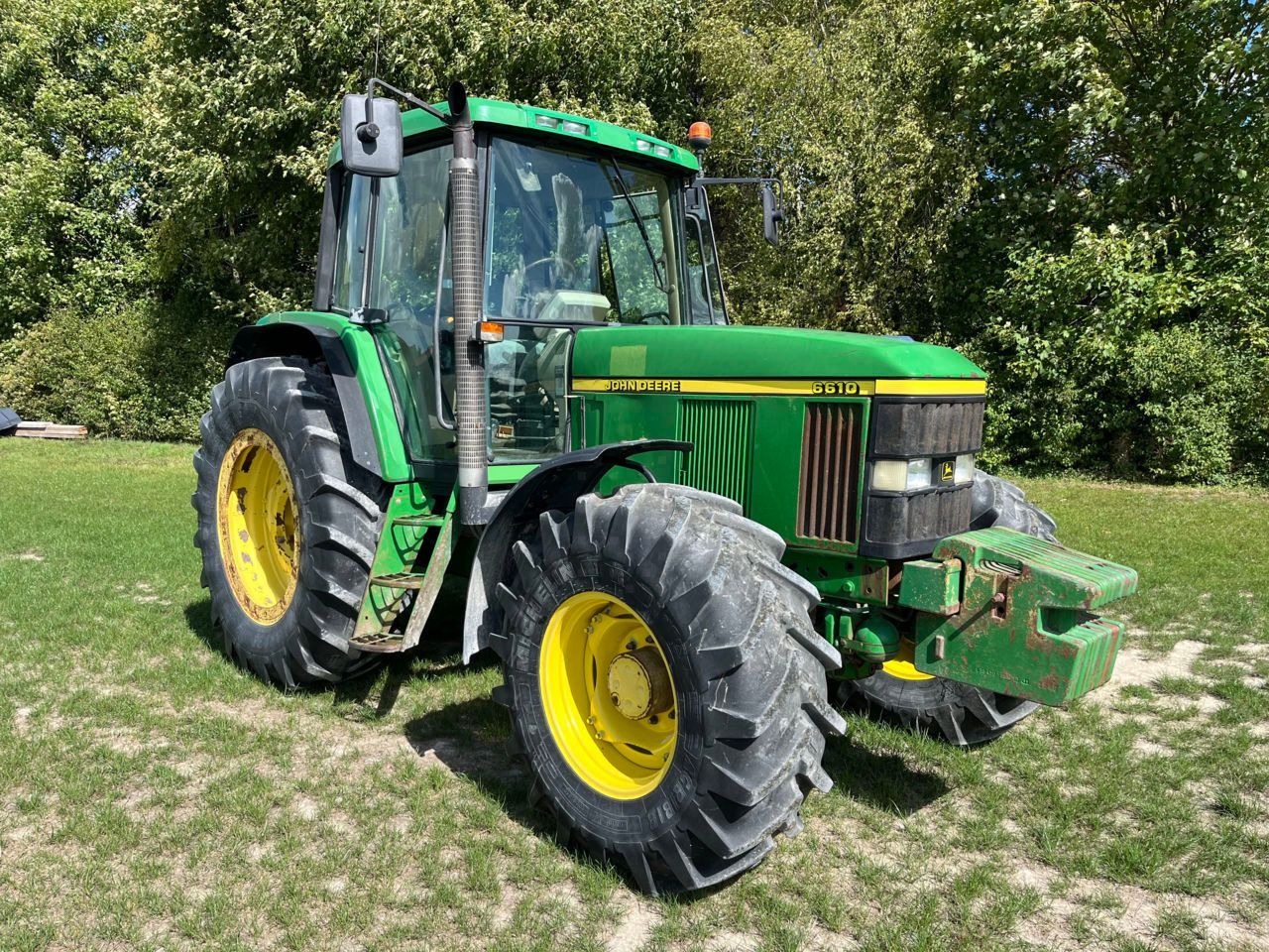 John Deere 6610 Tractor €27,000