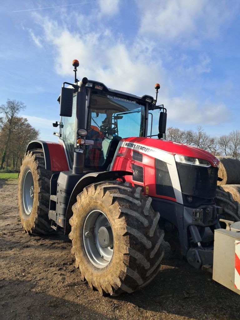E-FARM: Massey Ferguson 8S.265 - Traktor - id FSINN2P - 125 000 € - Rok produkcji: 2021 - Motogodziny: 3245,Moc silnika: 265,Francja