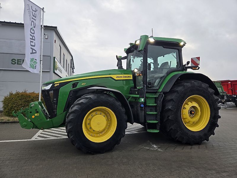John Deere 8R 410 Tractor €235,067