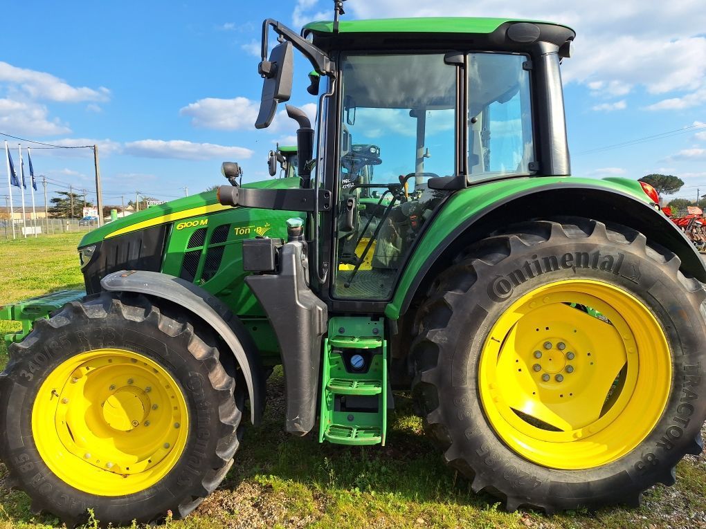 John Deere 6100 M Tractor 63.500 €