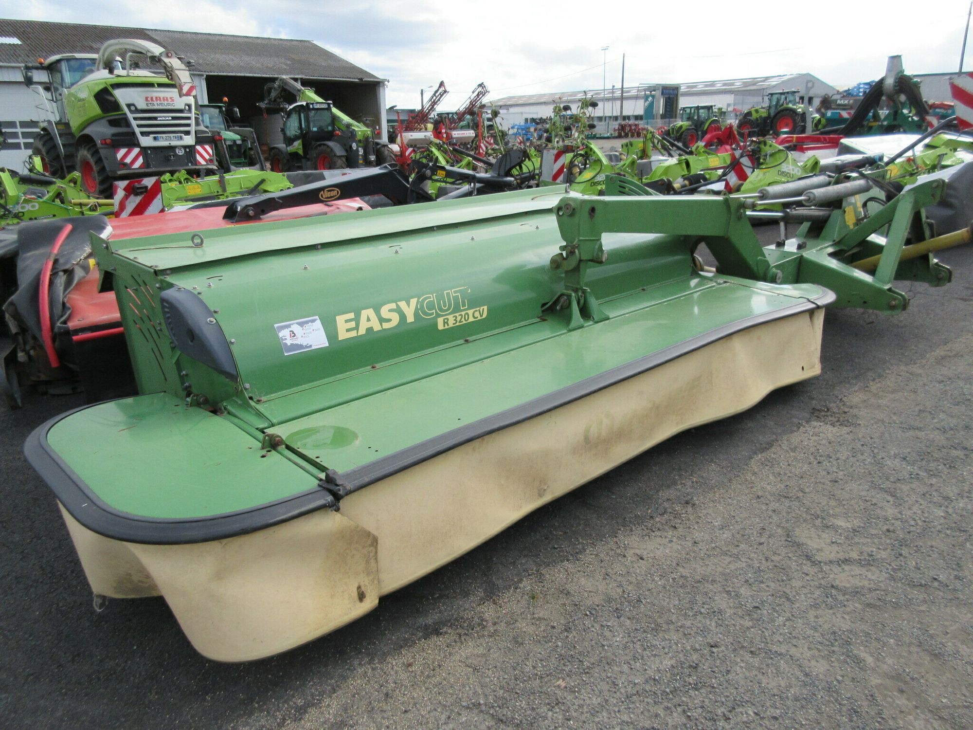E-FARM: Krone EasyCut 3200 CV - Faucheuse - id TY6SVSZ - 7 500 € - Année: 2018