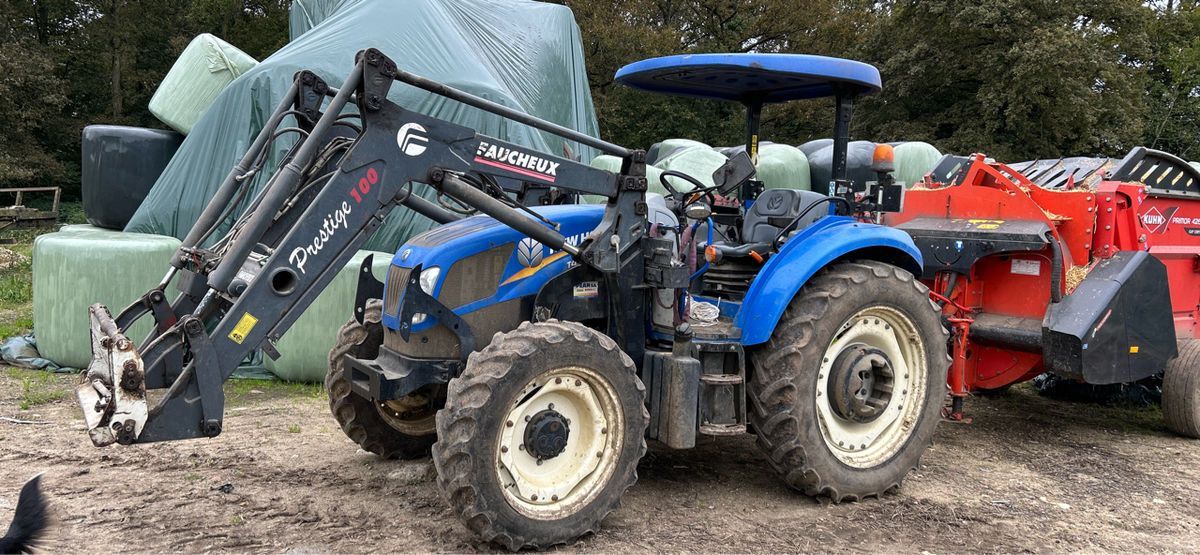 E-FARM: New Holland T4.85 - Tractor - id RQITMAR - 35.000 € - Año: 2015 - Horas: 6150,Potencia del motor: 85,Francia