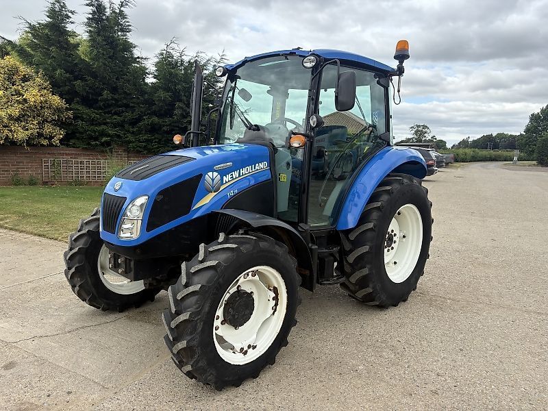 New Holland T4.95 Tractor €24,951
