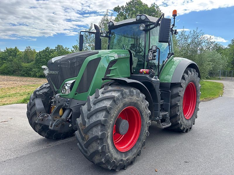 Fendt 828 Vario Profi Plus Traktor 105 310 €