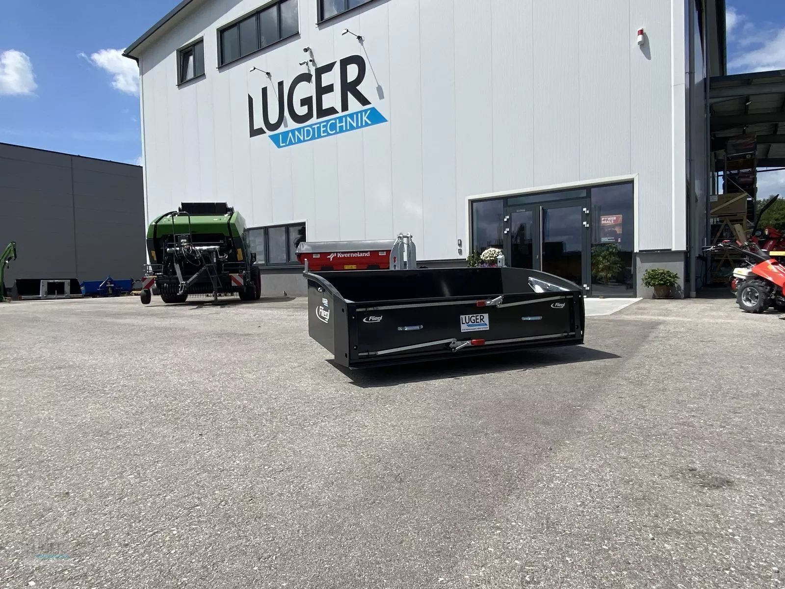 E-FARM: Fliegl heck- und hochkippschaufel - Anbaugerät - id UZYRYQZ - 2.458 € - Österreich