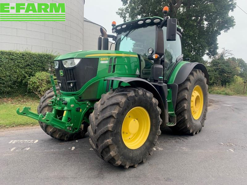 John Deere 6250 R tractor €103,752