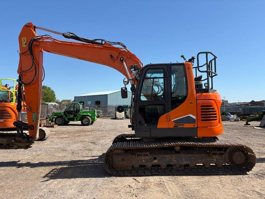 Doosan / develon dx140lcr-7 Crawler excavator €51,888
