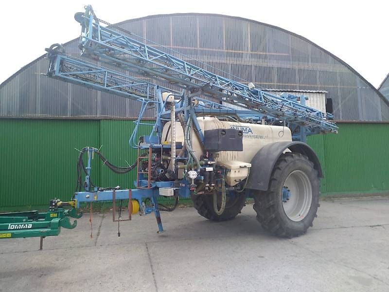 E-FARM: Inuma ias 4028 professional - Pflanzenschutzspritze - id TPZSGAG - 6.800 € - Baujahr: 2007 - Deutschland