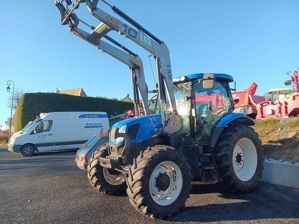 E-FARM: New Holland T6.120 - Tracteur - id VXNTLL4 - 58 000 € - Année: 2013 - Lecture du nombre d'heure: 5 274,Puissance du moteur (chevaux): 110,France