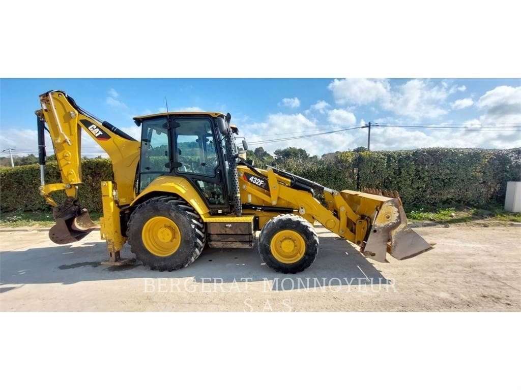E-FARM: Caterpillar 432f2 - Retroexcavadora - id AJL4HHD - 73.000 € - Año: 2018 - Francia