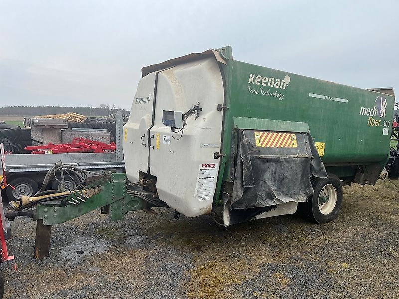 KEENAN MECHFIBER 300 Przyczepa do mieszania paszy 8000 €