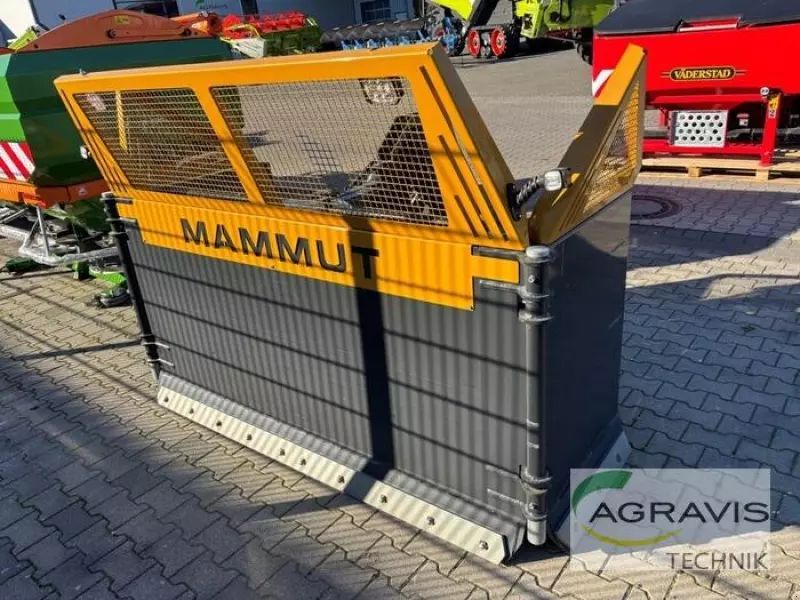 E-FARM: MAMMUT sp 400 - Silage cutter and feeder - id 41LHRVP - €12,900 - Year of construction: 2024 - Germany