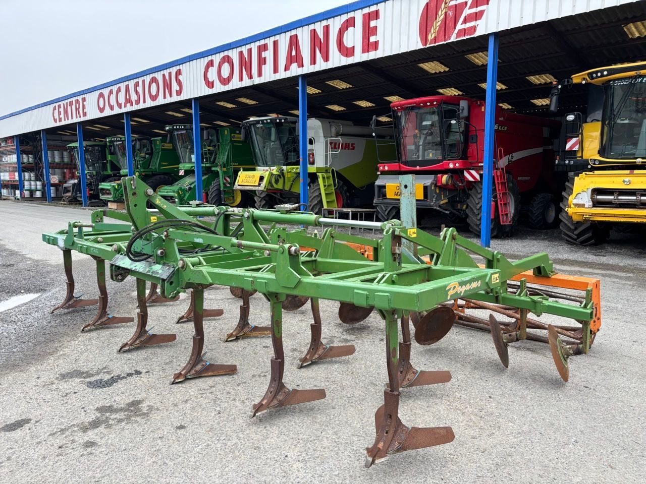 E-FARM: Amazone pegasus - Cultivator - id 4S54U3P - €9,900 - Year of construction: 2009 - France