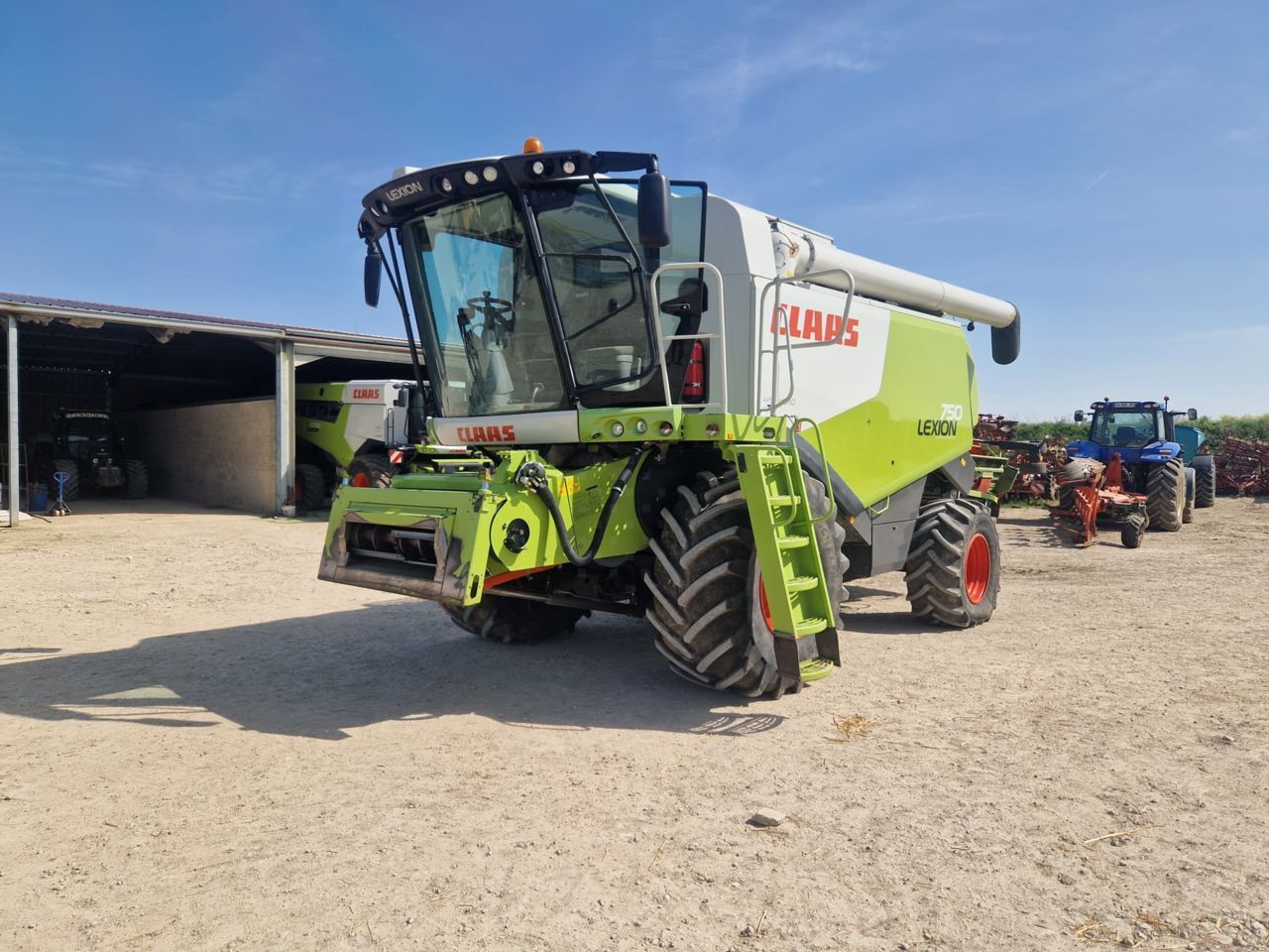 Claas Lexion 750 Combine harvester €108,000