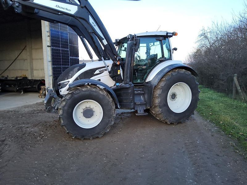 E-FARM: Valtra T234 - Τρακτέρ - id BMIW43B - 105.000 € - Χρονία: 2019 - Μετρητής ωρών: 2.049,Γερμανία