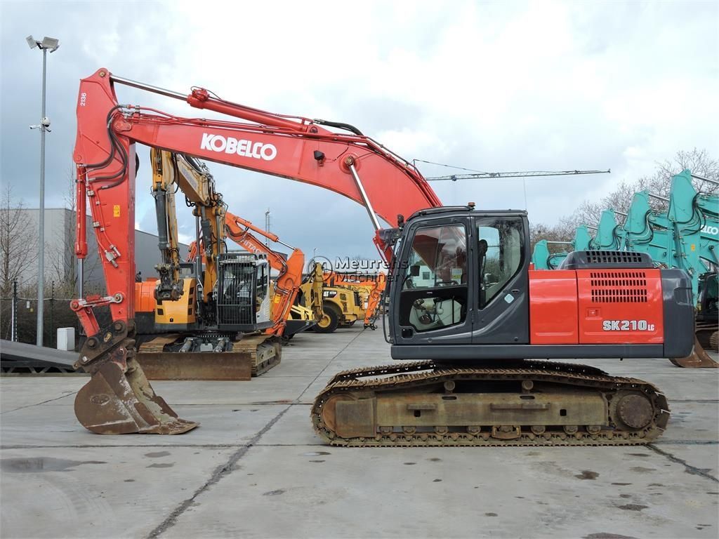 Kobelco sk210 Excavadora de orugas 47.600 €
