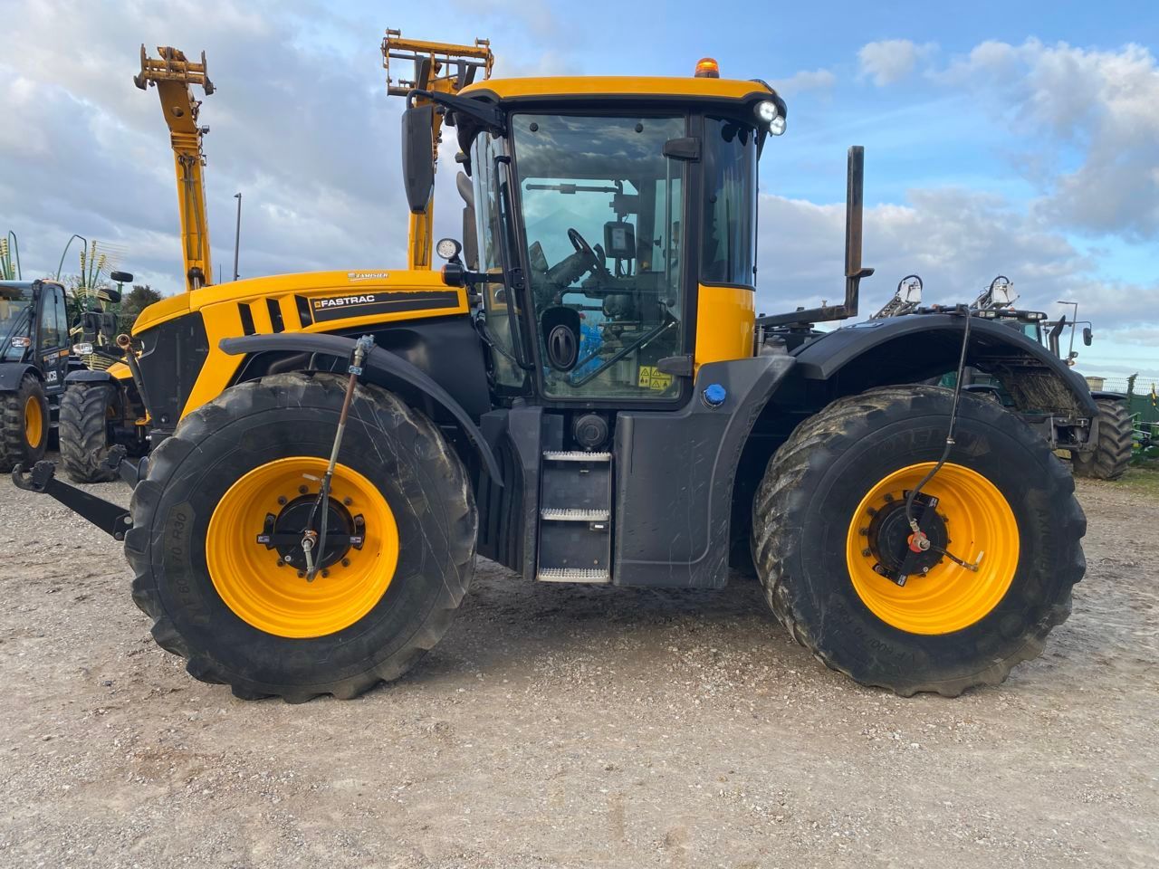 JCB Fastrac 4220 Traktor 105.000 €