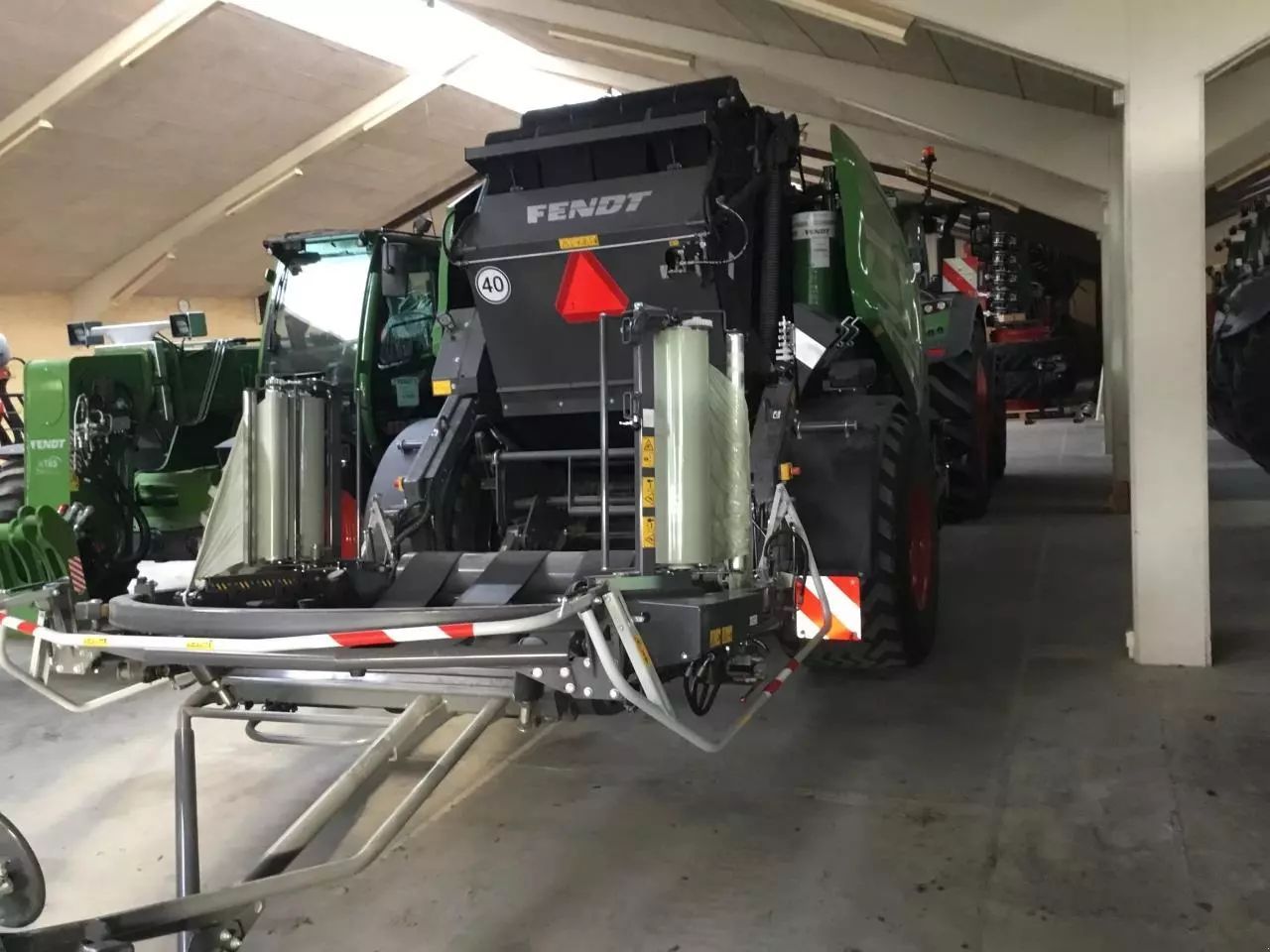 E-FARM: Fendt Rotana 160 V Combi - Ballenpresse - id AWLTIZ6 - 110.588 € - Baujahr: 2024 - Dänemark