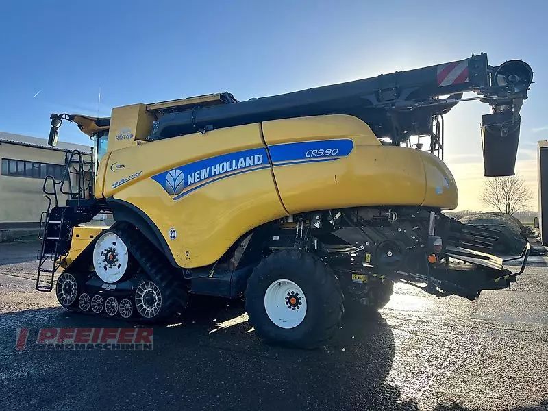 New Holland CR 9.90 Mietitrebbia 214.000 €