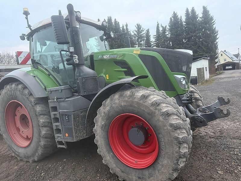Fendt 828 Vario Profi Traktor 119.000 €